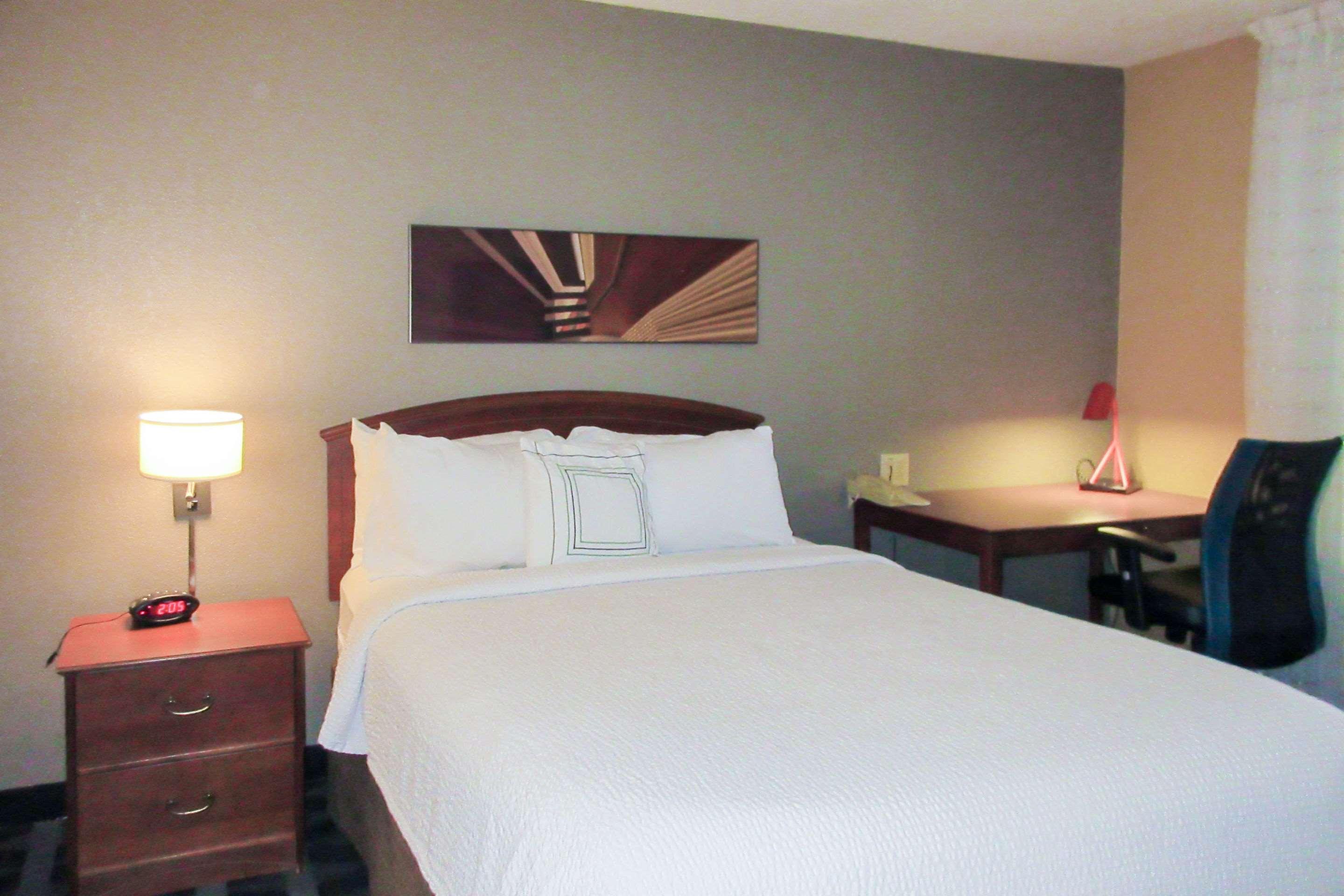 Suburban Extended Stay Hotel Greenville Haywood Mall Exteriör bild