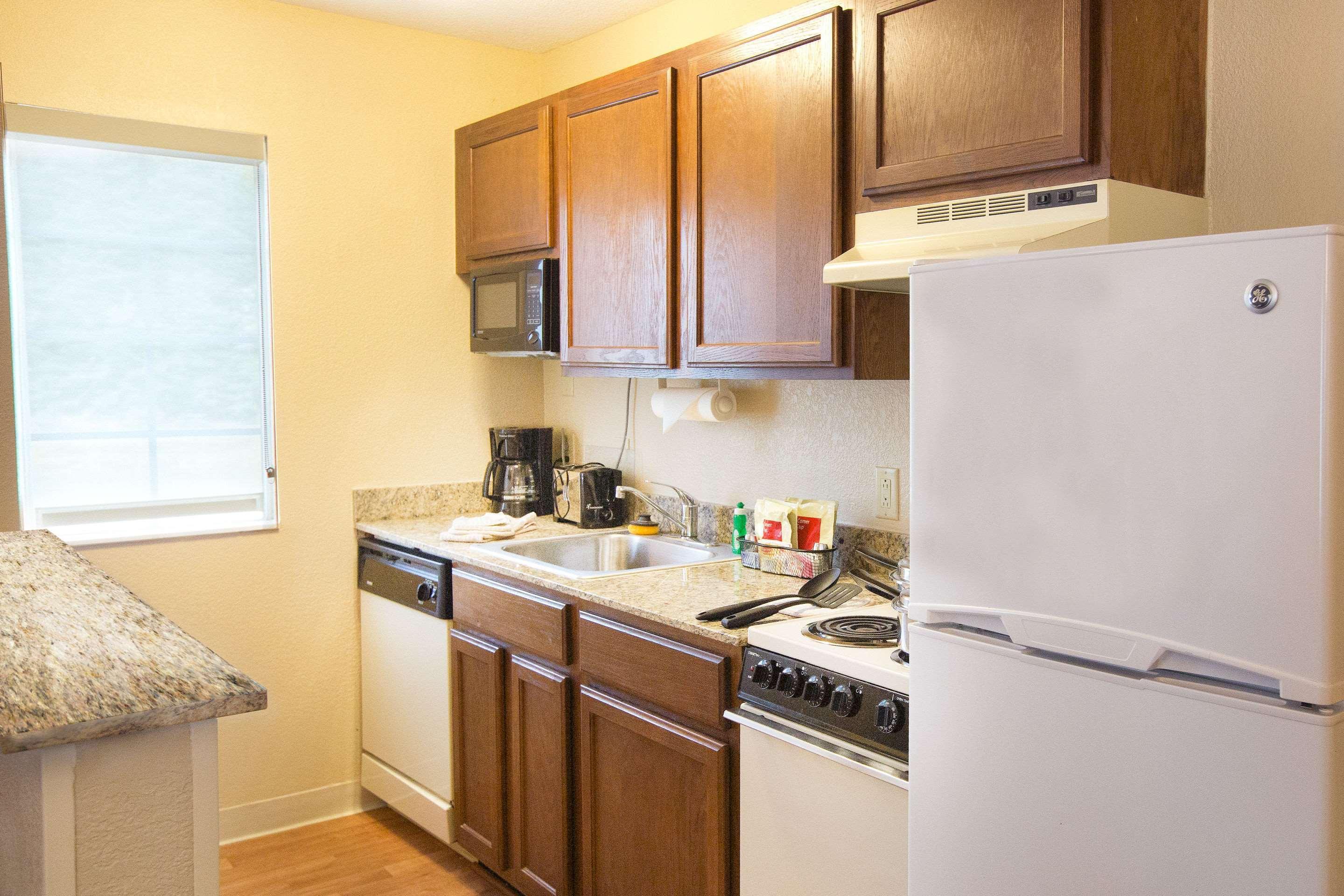Suburban Extended Stay Hotel Greenville Haywood Mall Exteriör bild